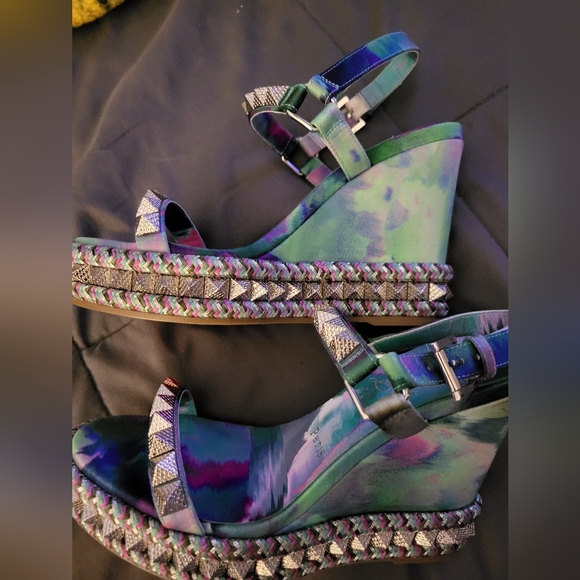 Christian Louboutin Wedge - Picture 5 of 6